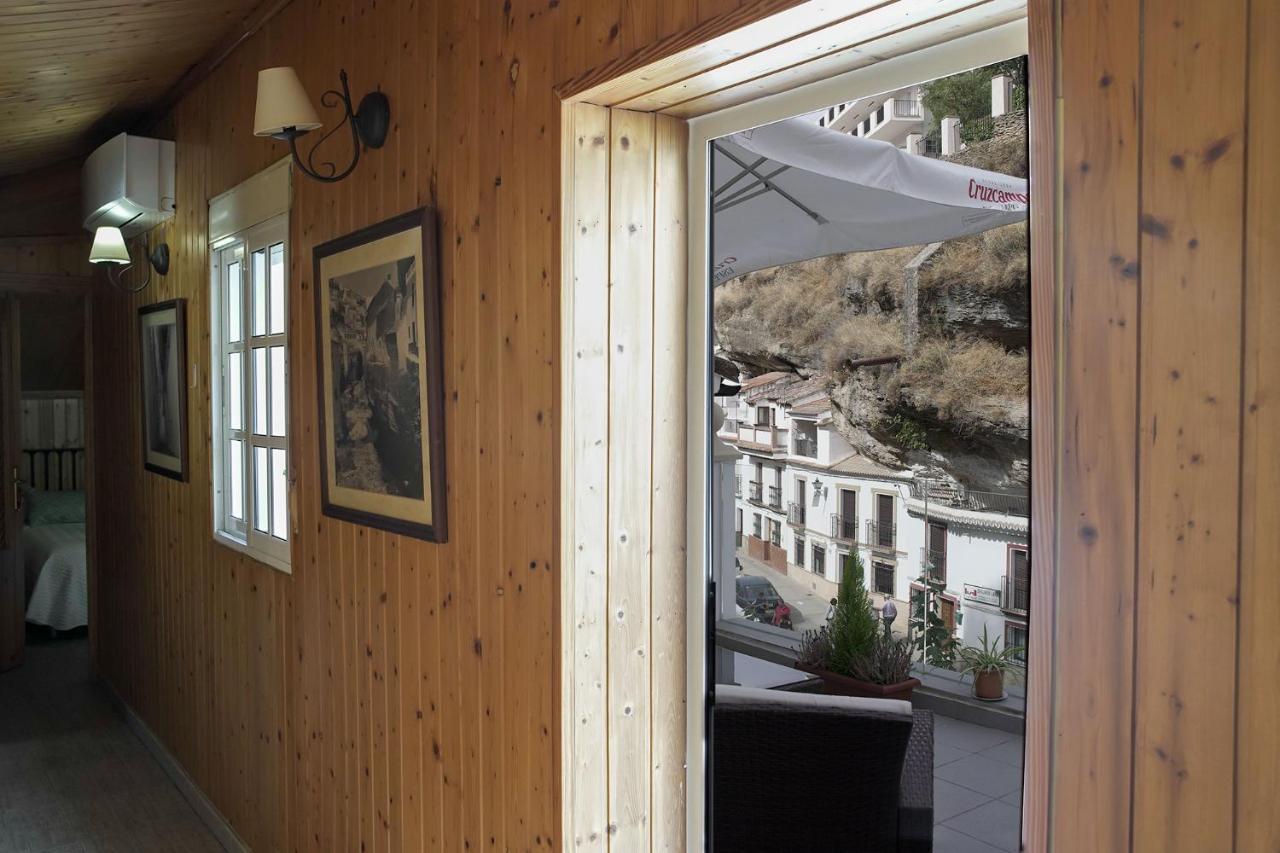 Casa Rural Las Cuevas De Setenil Setenil De Las Bodegas Exterior photo